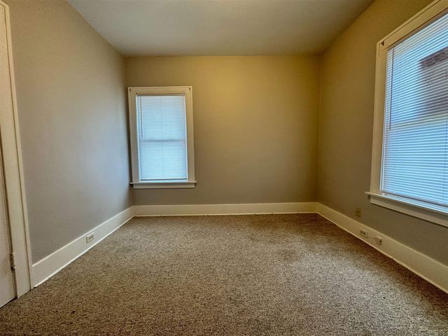 490 E Emmett Street, Battle Creek, MI 49017