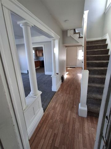 490 E Emmett Street, Battle Creek, MI 49017