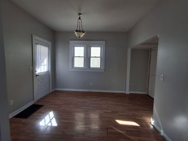 490 E Emmett Street, Battle Creek, MI 49017