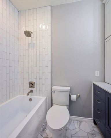 3605 Brown Street 106, Dallas, TX 75219