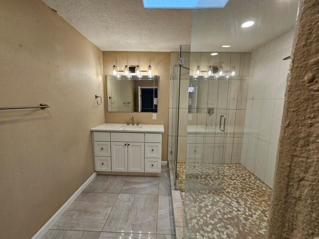 625 Camino De Corrales Del, Corrales, NM 87048