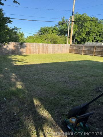 1403 N Olympia Avenue, Tulsa, OK 74127
