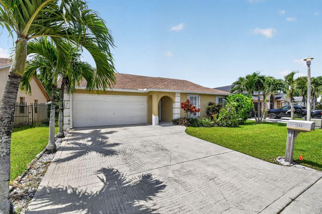 1080 Salmon Isle, Greenacres, FL 33413