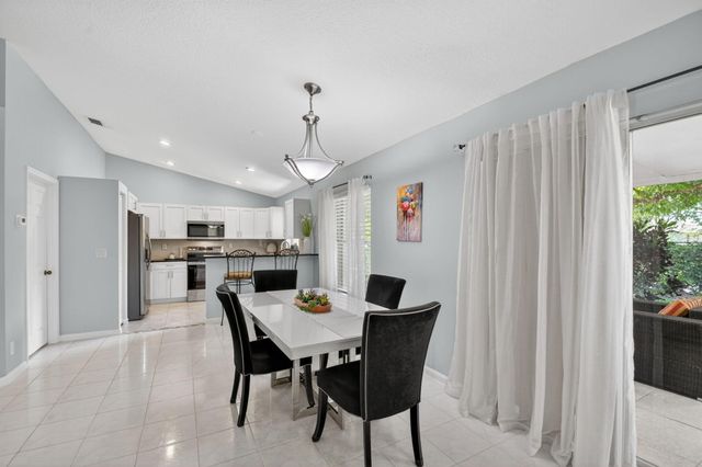 1080 Salmon Isle, Greenacres, FL 33413