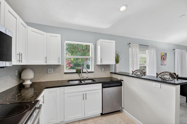 1080 Salmon Isle, Greenacres, FL 33413