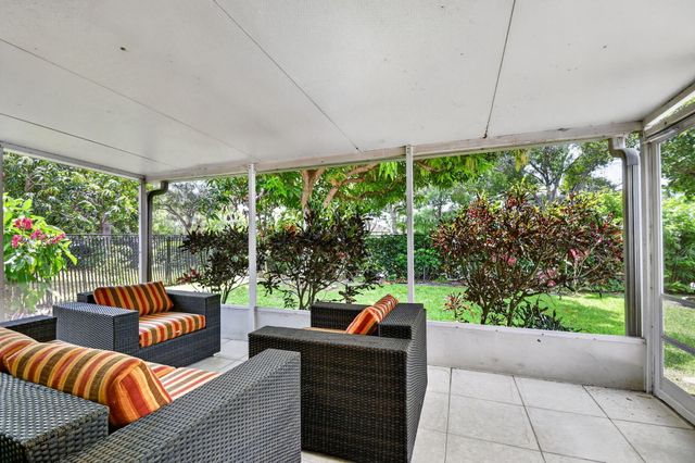 1080 Salmon Isle, Greenacres, FL 33413