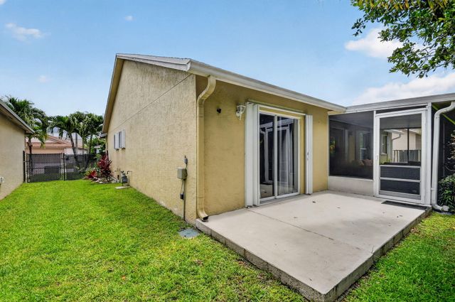 1080 Salmon Isle, Greenacres, FL 33413
