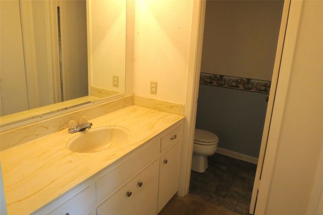 454 Pamela Drive, Mineola, TX 75773