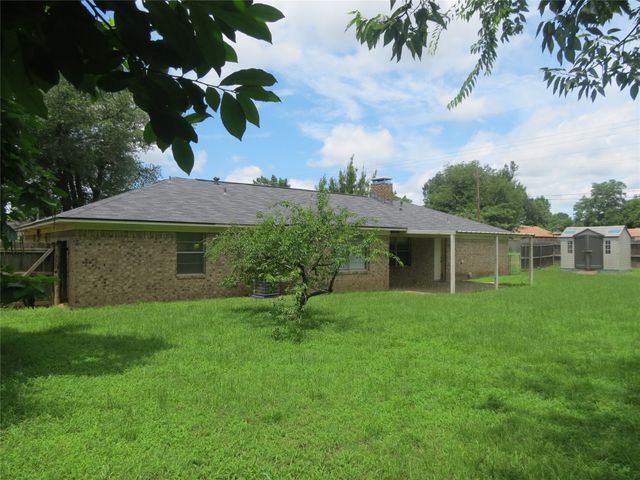 454 Pamela Drive, Mineola, TX 75773