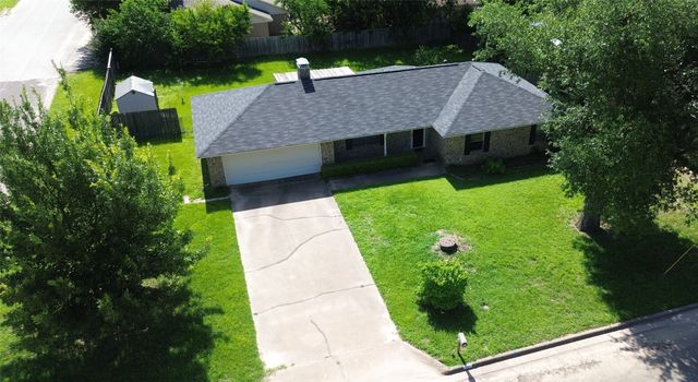 454 Pamela Drive, Mineola, TX 75773