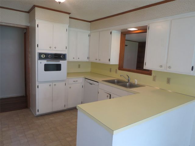 454 Pamela Drive, Mineola, TX 75773