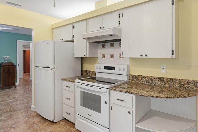 3036 HYDE PARK STREET, Sarasota, FL 34239