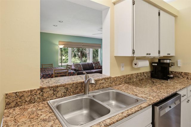 3036 HYDE PARK STREET, Sarasota, FL 34239