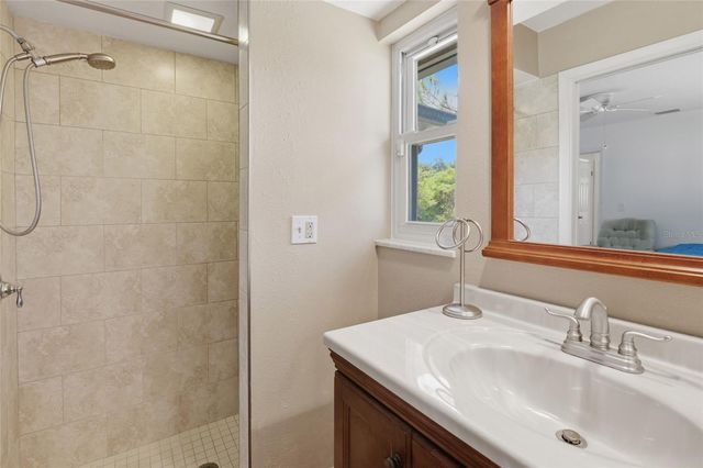 3036 HYDE PARK STREET, Sarasota, FL 34239