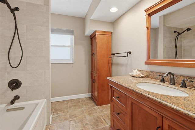 3036 HYDE PARK STREET, Sarasota, FL 34239