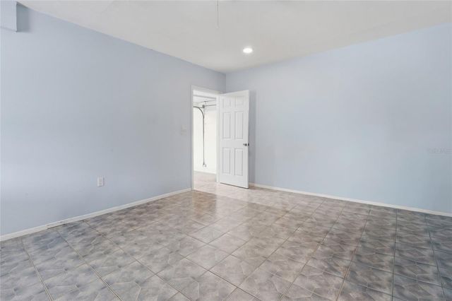 3036 HYDE PARK STREET, Sarasota, FL 34239
