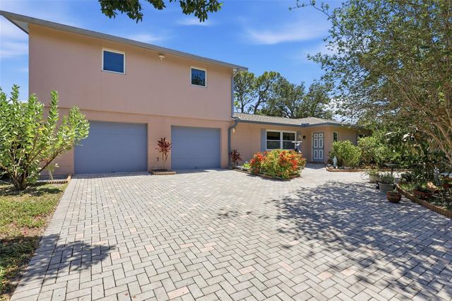 3036 HYDE PARK STREET, Sarasota, FL 34239
