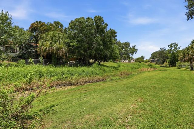 3036 HYDE PARK STREET, Sarasota, FL 34239