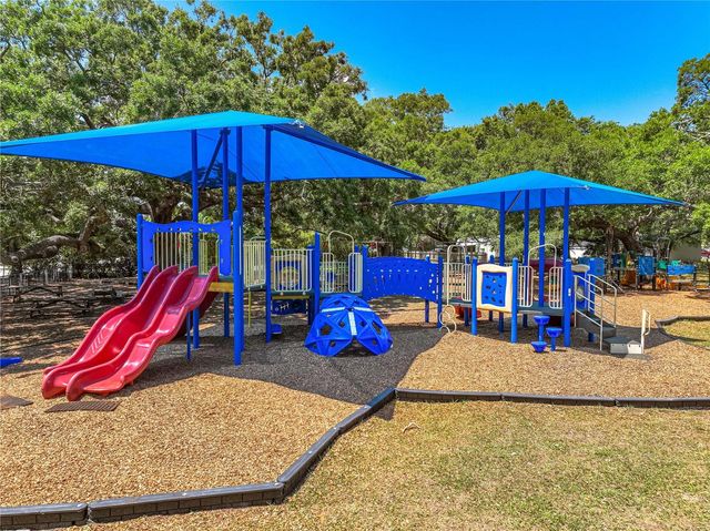 3036 HYDE PARK STREET, Sarasota, FL 34239