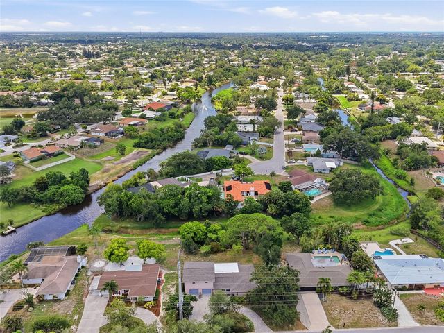 3036 HYDE PARK STREET, Sarasota, FL 34239