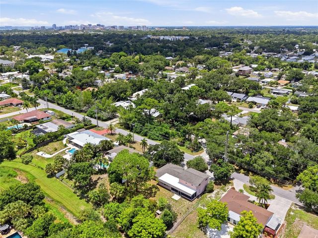 3036 HYDE PARK STREET, Sarasota, FL 34239