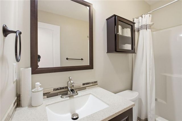 21607 W 51st Street, Shawnee, KS 66226