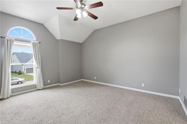 21607 W 51st Street, Shawnee, KS 66226