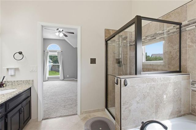 21607 W 51st Street, Shawnee, KS 66226