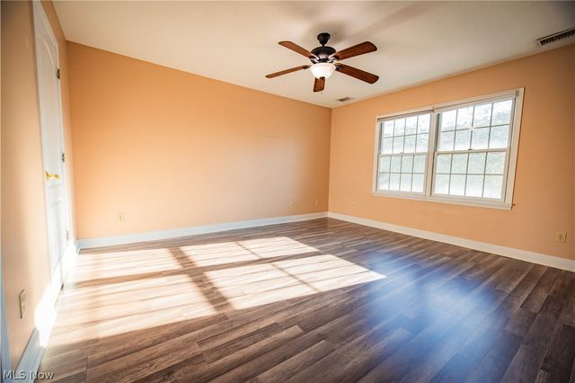 1852 Massachusetts Avenue 8, Poland, OH 44514