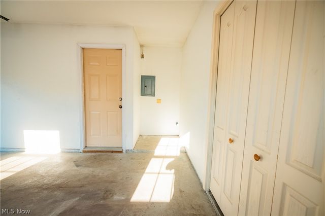 1852 Massachusetts Avenue 8, Poland, OH 44514