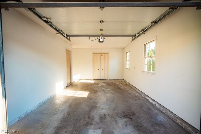 1852 Massachusetts Avenue 8, Poland, OH 44514