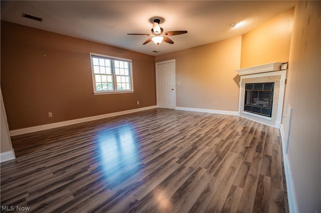 1852 Massachusetts Avenue 8, Poland, OH 44514