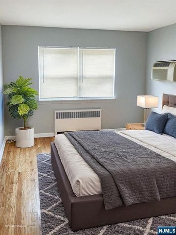 59-61 Brighton 5, Belleville, NJ 07109