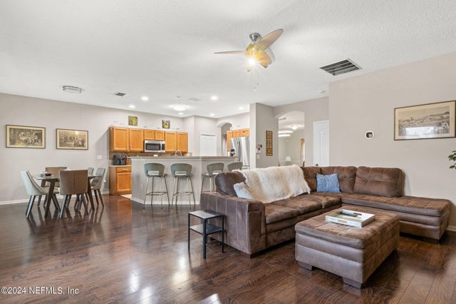 1545 HARVEST COVE Drive, Middleburg, FL 32068