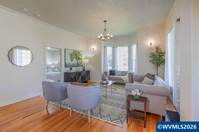 728 Wilbur St SE, Salem, OR 97302