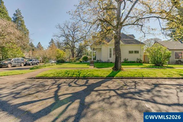 728 Wilbur St SE, Salem, OR 97302