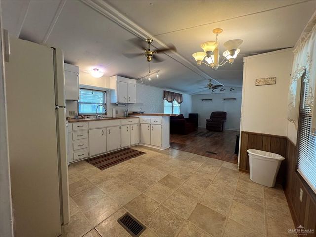 127 Yawn, Mission, TX 78572