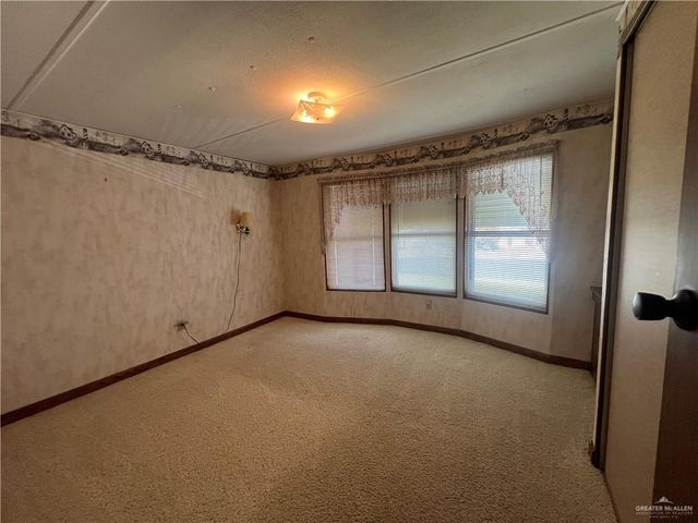 127 Yawn, Mission, TX 78572