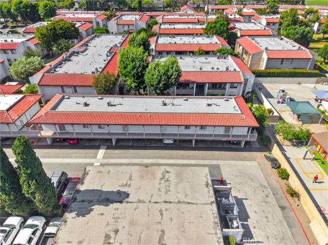 2521 W Sunflower D3, Santa Ana, CA 92704