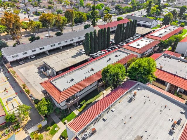 2521 W Sunflower D3, Santa Ana, CA 92704