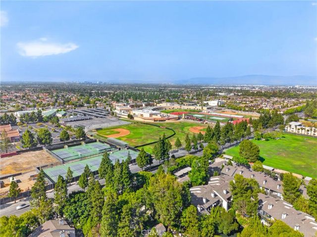 2521 W Sunflower D3, Santa Ana, CA 92704