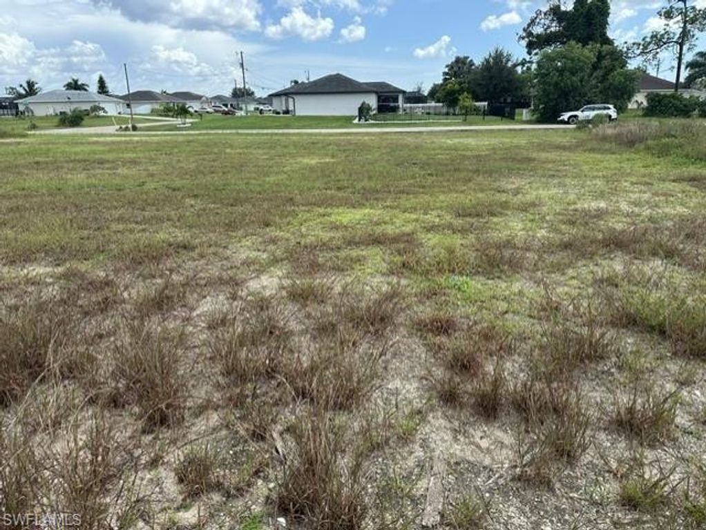 1145 NE 36th LN, CAPE CORAL, FL 33909 — photo 2