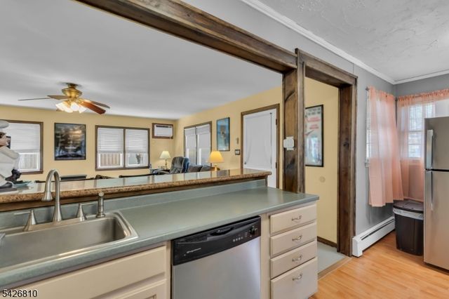 56 Adamsville Rd, Bridgewater Twp., NJ 08807