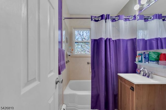 56 Adamsville Rd, Bridgewater Twp., NJ 08807