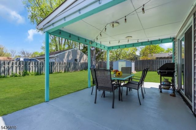 56 Adamsville Rd, Bridgewater Twp., NJ 08807