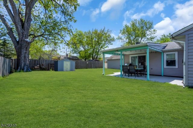 56 Adamsville Rd, Bridgewater Twp., NJ 08807