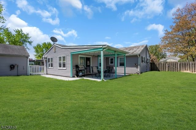 56 Adamsville Rd, Bridgewater Twp., NJ 08807