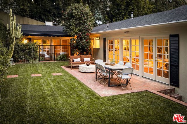 2533 Benedict Canyon Drive, Beverly Hills, CA 90210