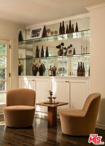 2533 Benedict Canyon Drive, Beverly Hills, CA 90210