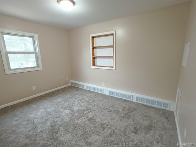 15870 ALLEN Road, Taylor, MI 48180